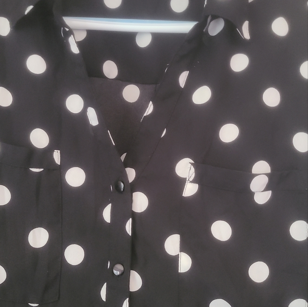 08 Relativity Button Down - Picture 13 of 13